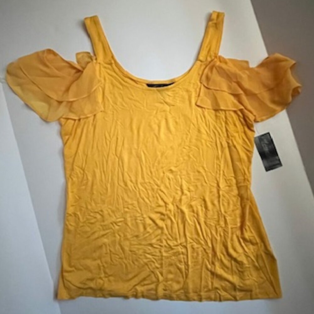 *NWT Thalia Sodi Flutter Sleeve Cold Shoulder Top - Sun Gold - Size L
